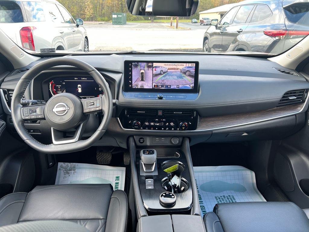 used 2024 Nissan Rogue car, priced at $30,888