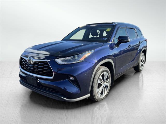 used 2021 Toyota Highlander car, priced at $31,488