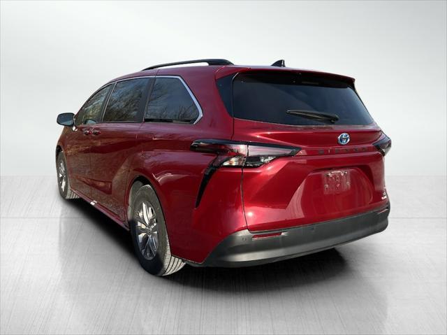 used 2023 Toyota Sienna car, priced at $43,988