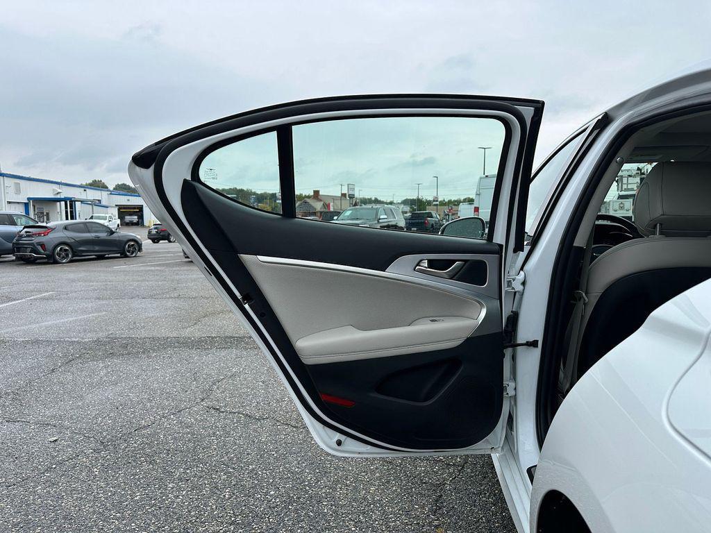 used 2021 Genesis G70 car, priced at $24,888