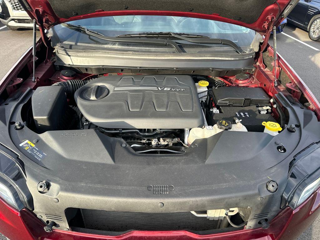 used 2020 Jeep Cherokee car, priced at $14,988