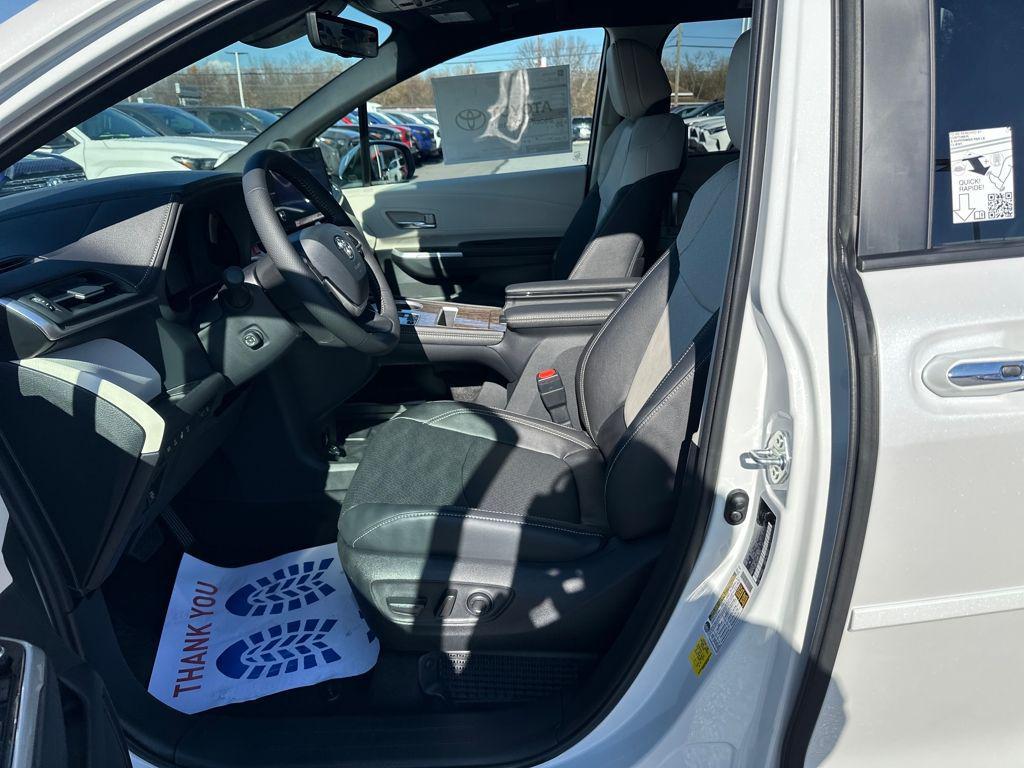 new 2025 Toyota Sienna car, priced at $60,729