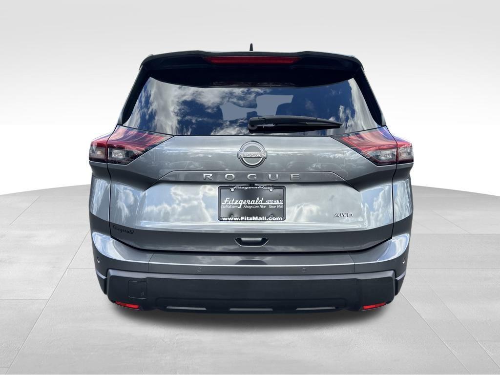 used 2024 Nissan Rogue car, priced at $20,888