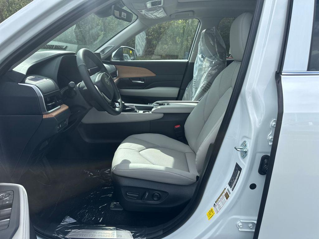 new 2026 Toyota Grand Highlander car, priced at $57,458