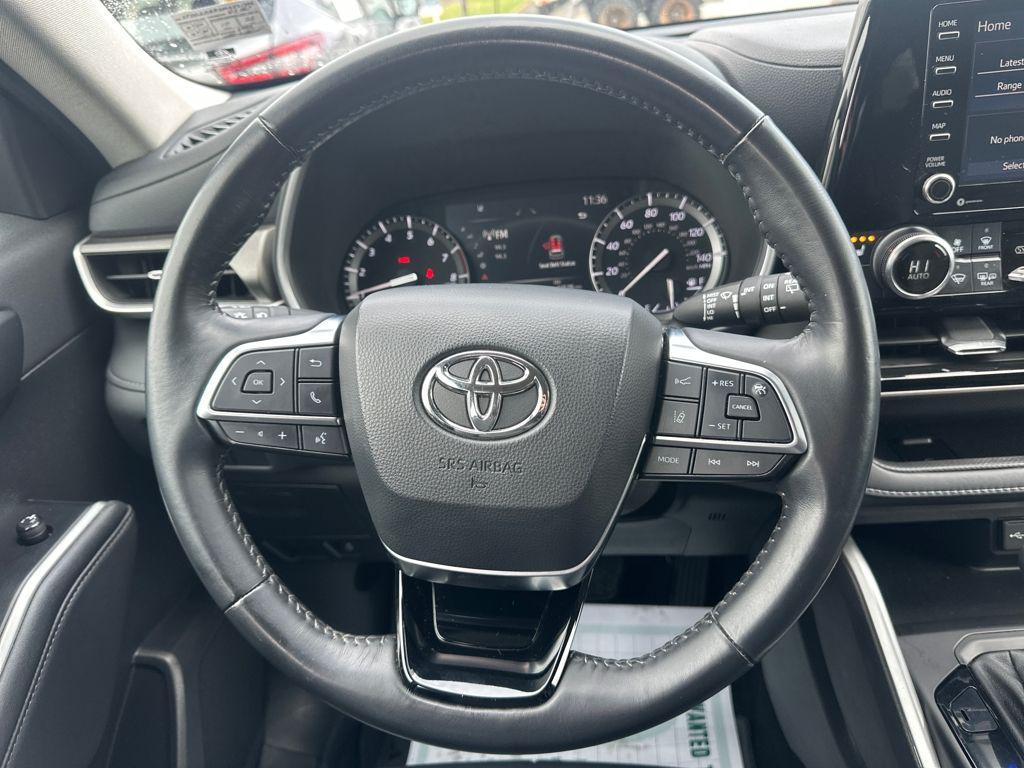 used 2021 Toyota Highlander car, priced at $27,988