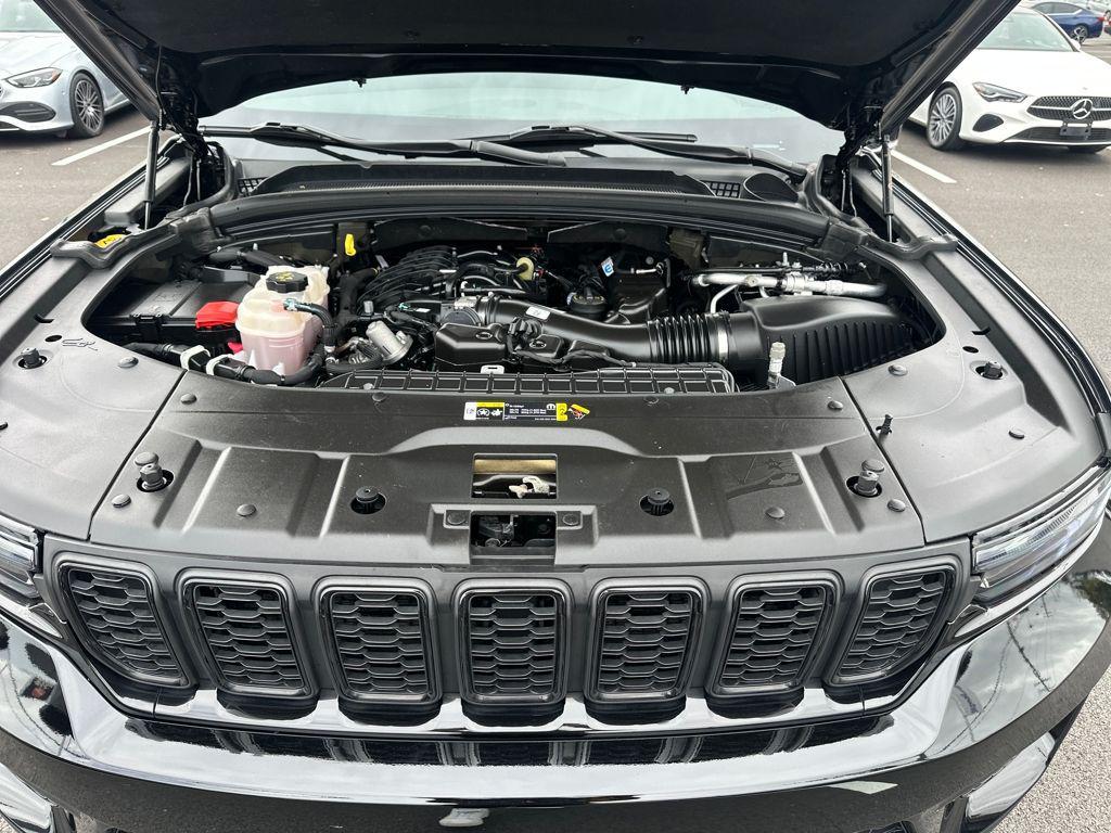 used 2023 Jeep Grand Cherokee car, priced at $32,888