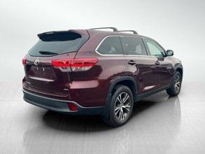 used 2019 Toyota Highlander car, priced at $21,988