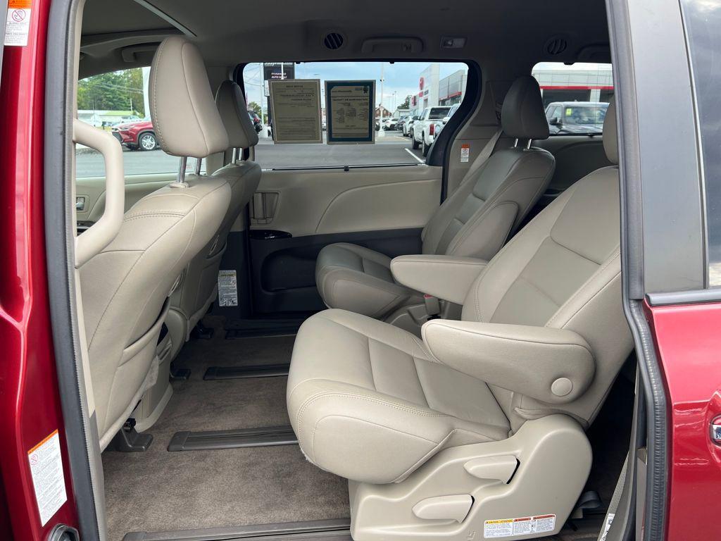used 2018 Toyota Sienna car, priced at $27,888
