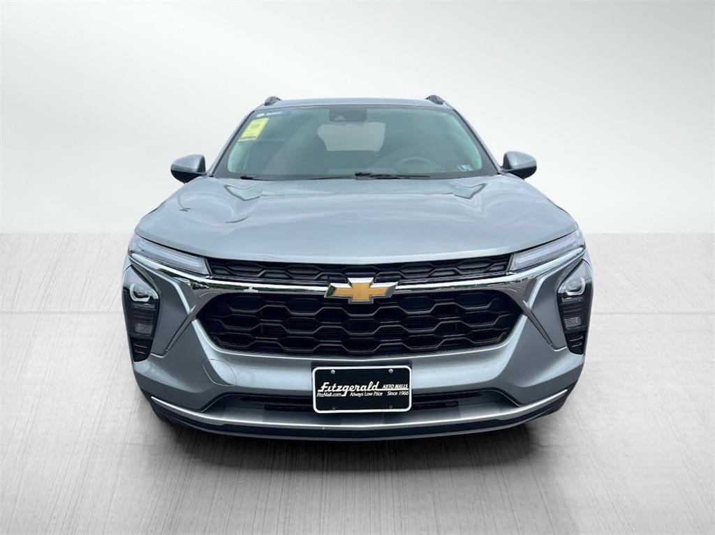 used 2024 Chevrolet Trax car, priced at $22,988