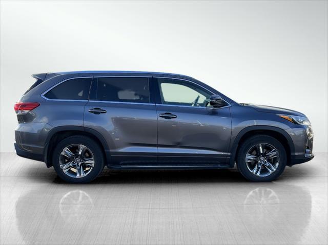 used 2019 Toyota Highlander car, priced at $26,488