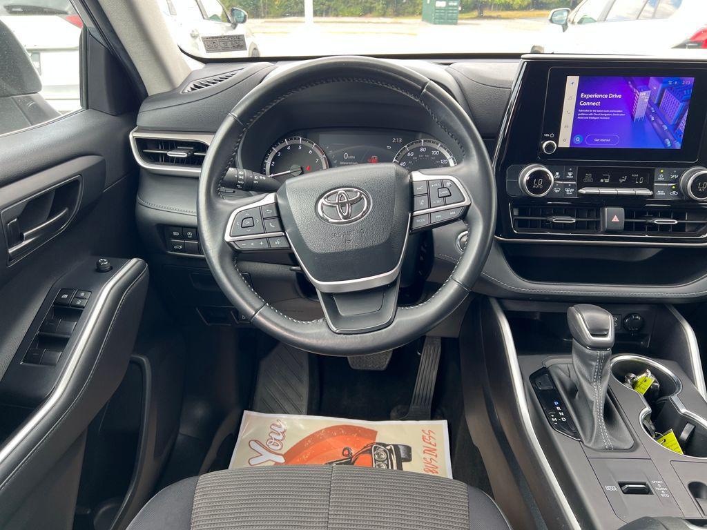 used 2023 Toyota Highlander car, priced at $29,888
