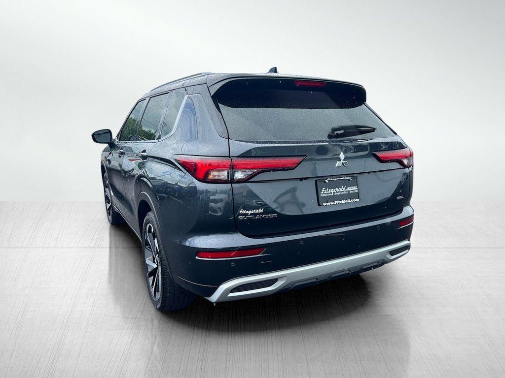 used 2024 Mitsubishi Outlander car, priced at $30,888