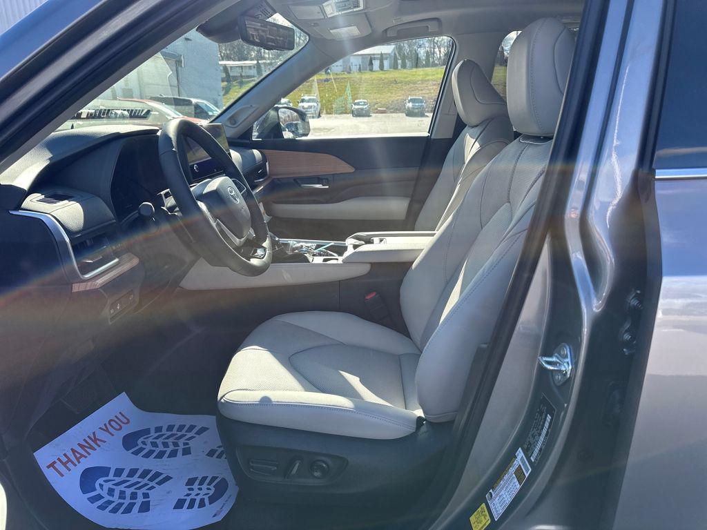 new 2026 Toyota Grand Highlander car, priced at $60,658