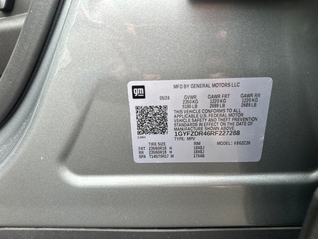 used 2024 Cadillac XT4 car, priced at $31,488