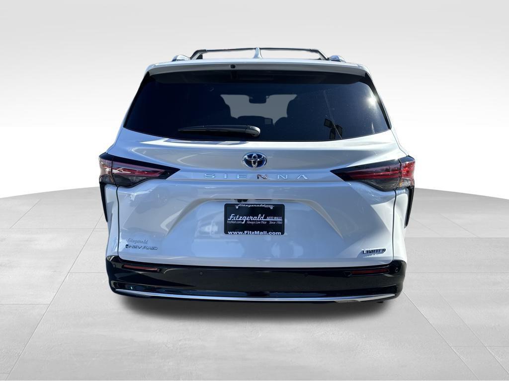 new 2025 Toyota Sienna car, priced at $55,134