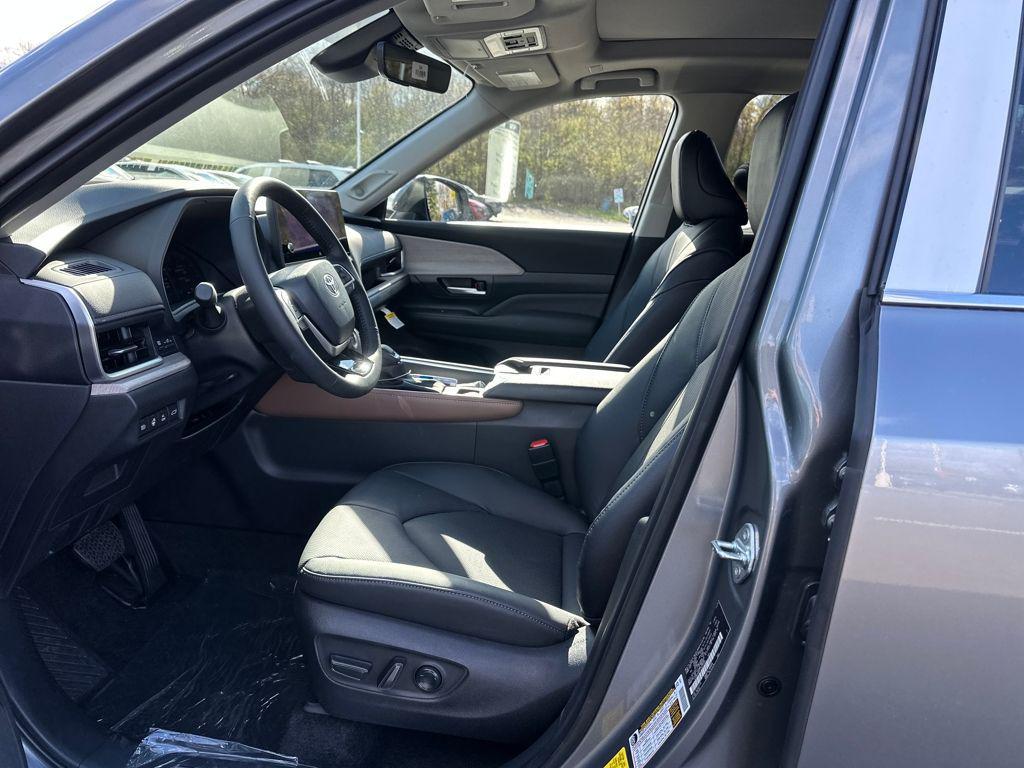 new 2026 Toyota Grand Highlander car, priced at $57,108