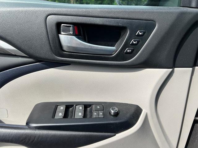 used 2017 Toyota Highlander car, priced at $22,988
