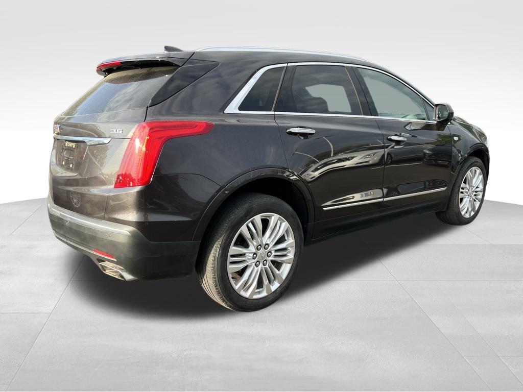 used 2018 Cadillac XT5 car, priced at $25,888