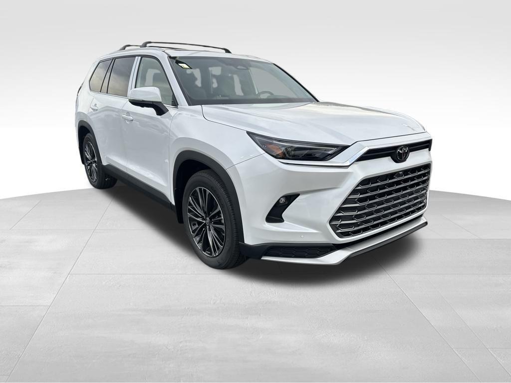 new 2026 Toyota Grand Highlander Hybrid car, priced at $61,678