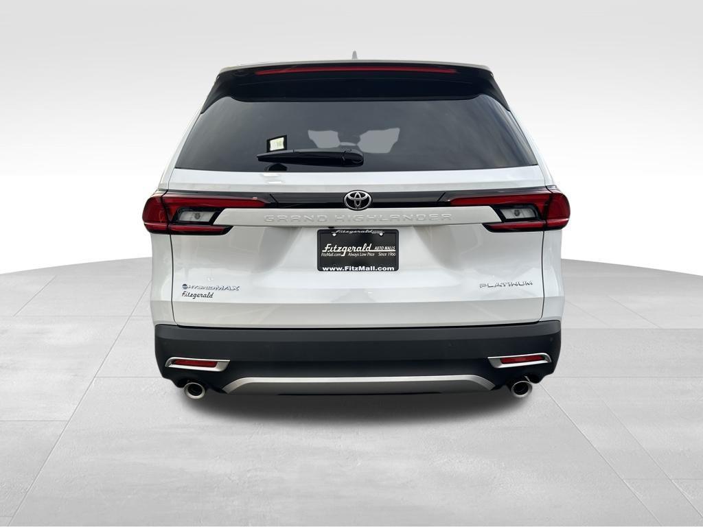 new 2026 Toyota Grand Highlander Hybrid car, priced at $61,678