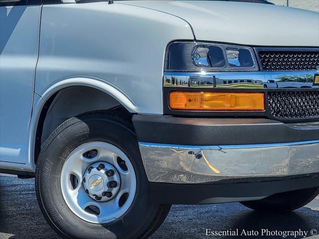 new 2025 Chevrolet Express 2500 car, priced at $51,500