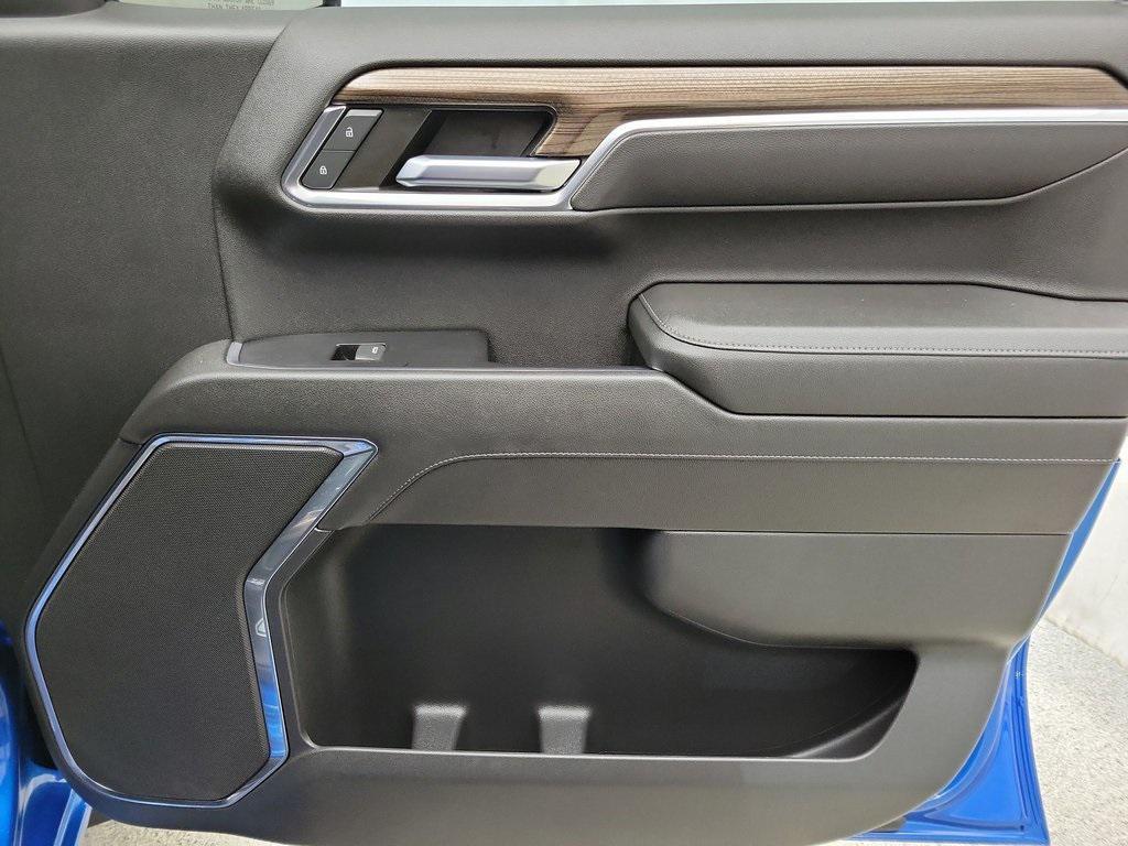 used 2022 Chevrolet Silverado 1500 car, priced at $51,999