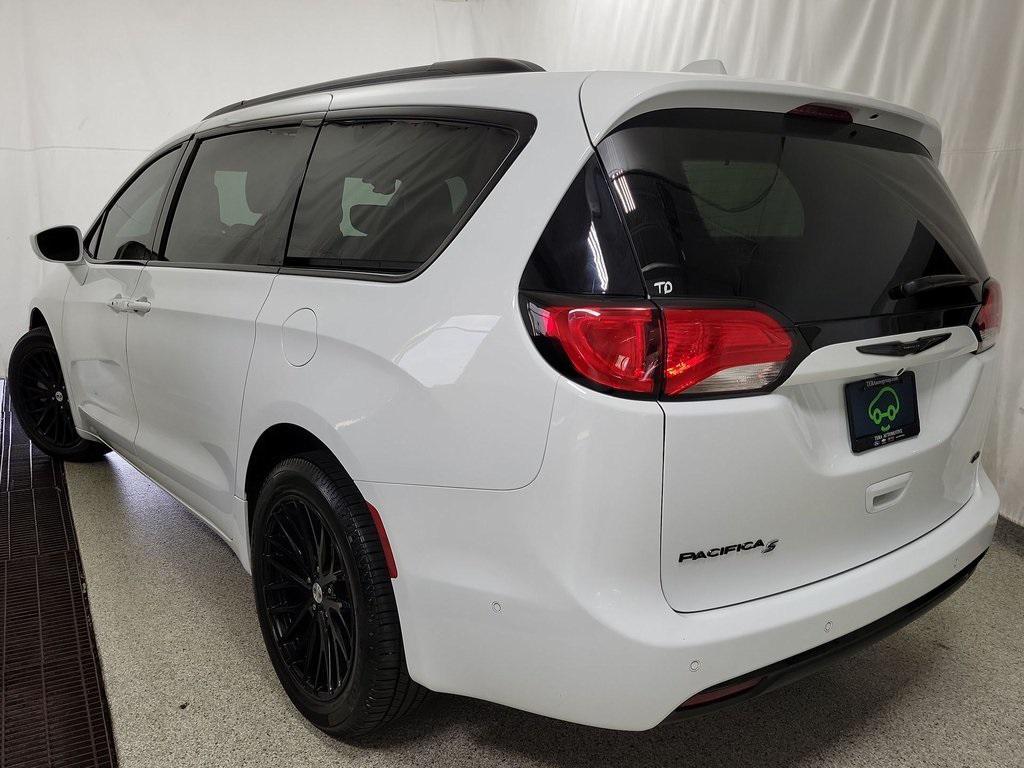 used 2020 Chrysler Pacifica car, priced at $28,999