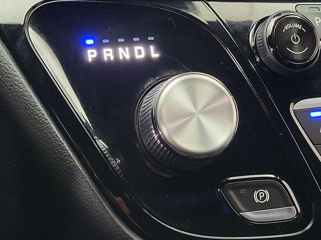 used 2020 Chrysler Pacifica car, priced at $28,999