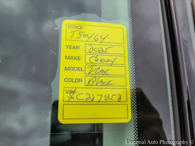 new 2025 Chevrolet Trax car, priced at $25,000