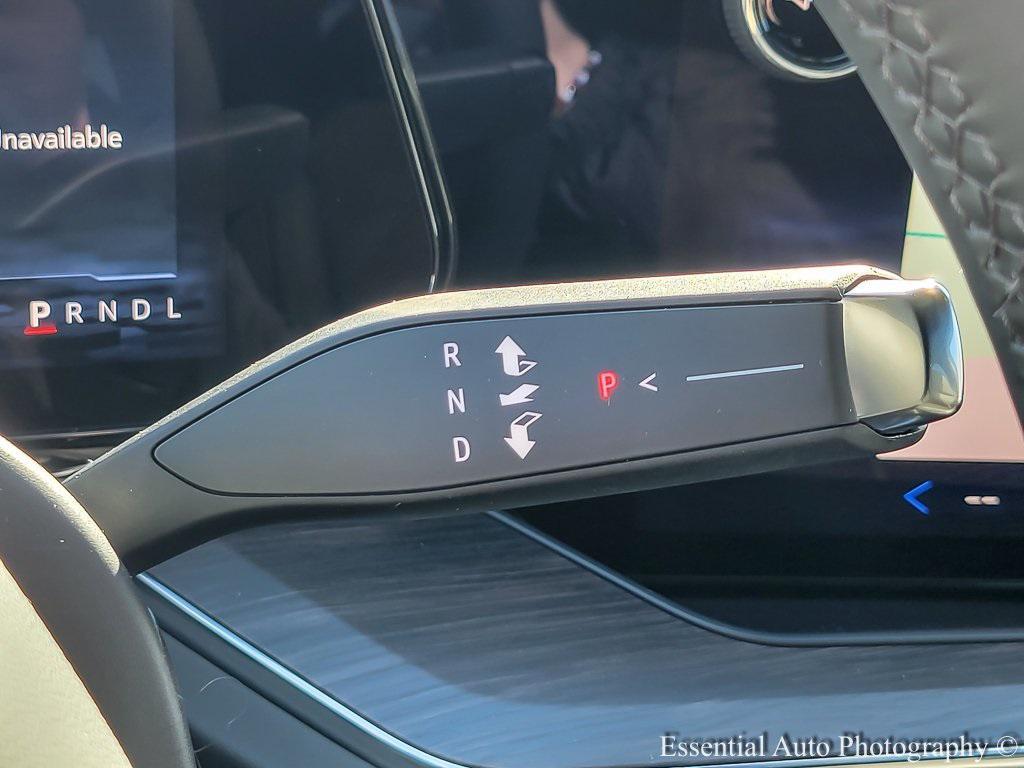 new 2025 Chevrolet Suburban car, priced at $76,000