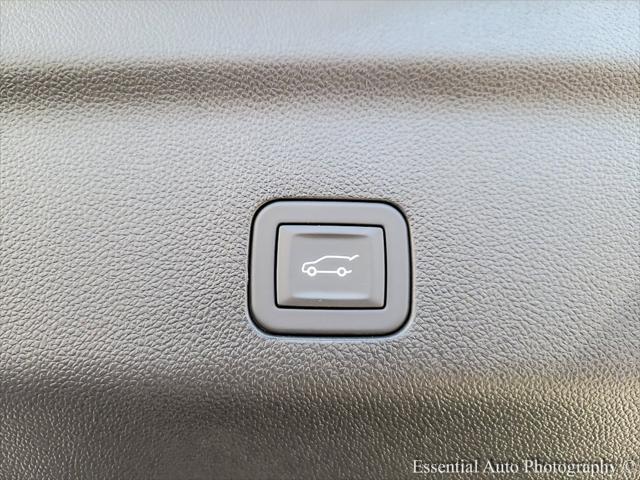 new 2025 Chevrolet Suburban car, priced at $79,500