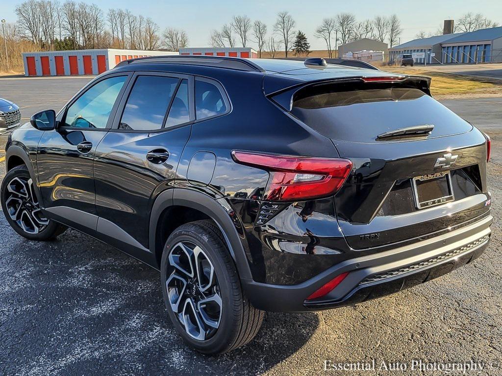 new 2025 Chevrolet Trax car, priced at $27,200