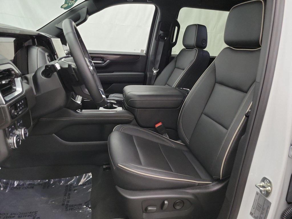 used 2025 GMC Yukon XL car, priced at $71,599