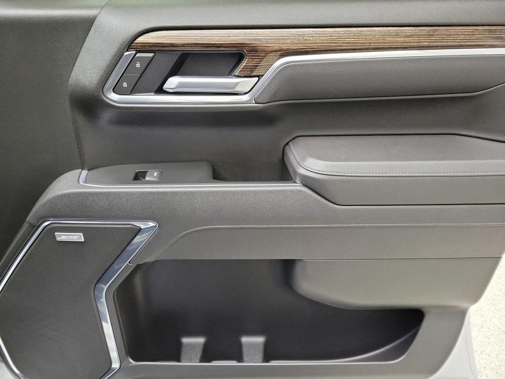 used 2025 GMC Sierra 1500 car, priced at $52,988