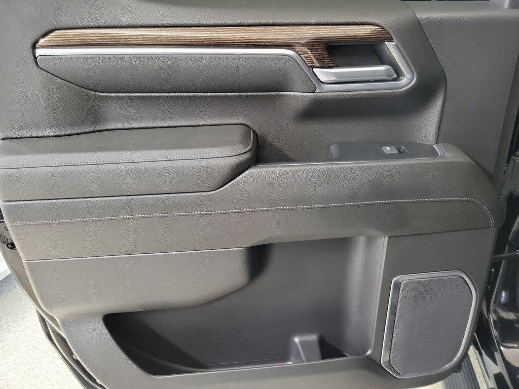 used 2022 GMC Sierra 1500 car, priced at $47,799