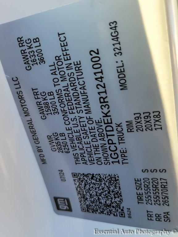 new 2024 Chevrolet Colorado car, priced at $44,500
