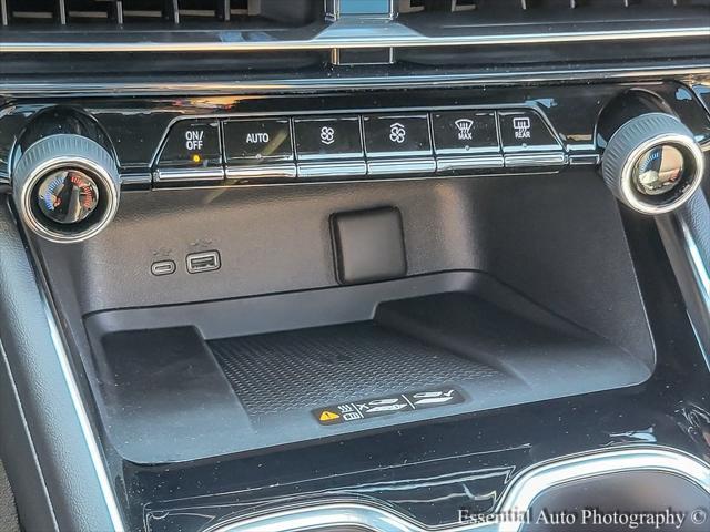 new 2025 Chevrolet Traverse car, priced at $54,500