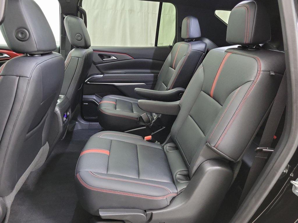 used 2024 Chevrolet Traverse car, priced at $51,999