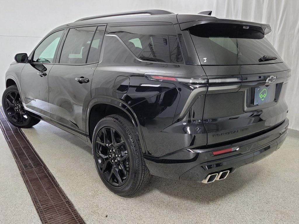 used 2024 Chevrolet Traverse car, priced at $51,999