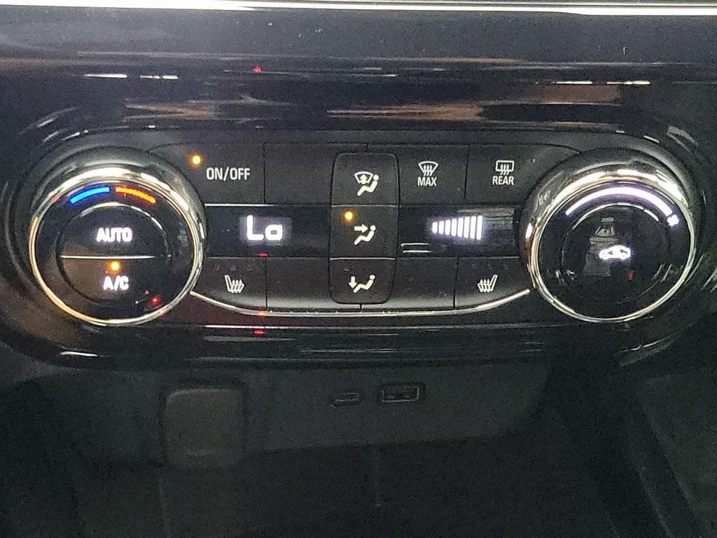 used 2025 Chevrolet Trax car, priced at $24,599