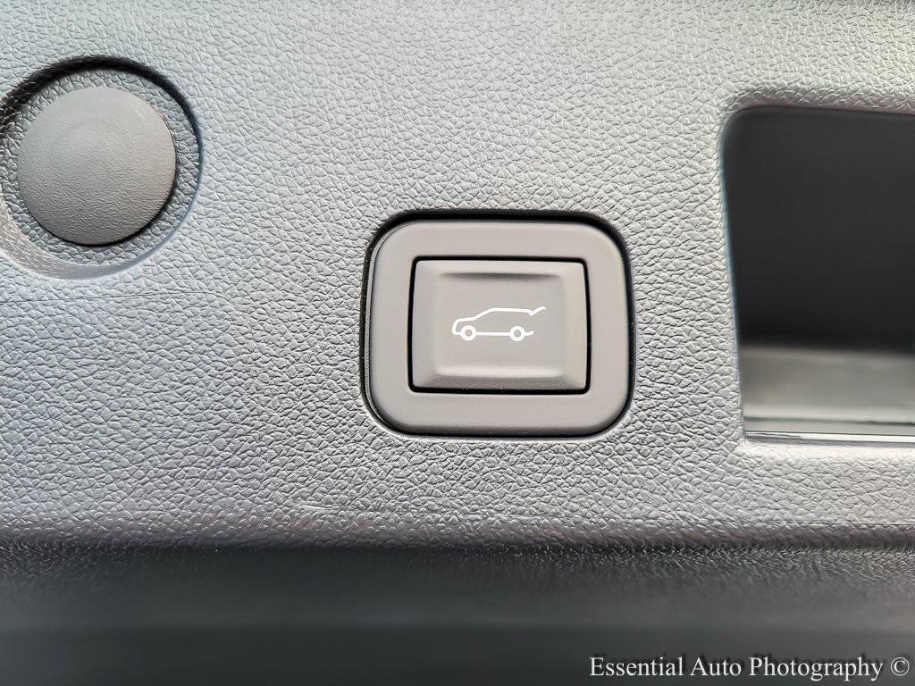 new 2026 Chevrolet Equinox car, priced at $33,000