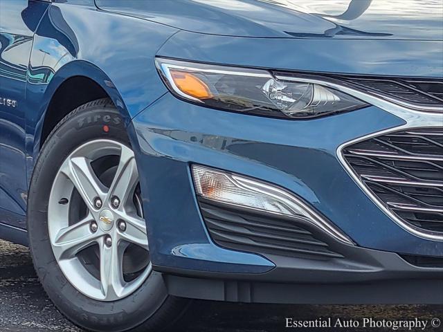 new 2025 Chevrolet Malibu car, priced at $27,420