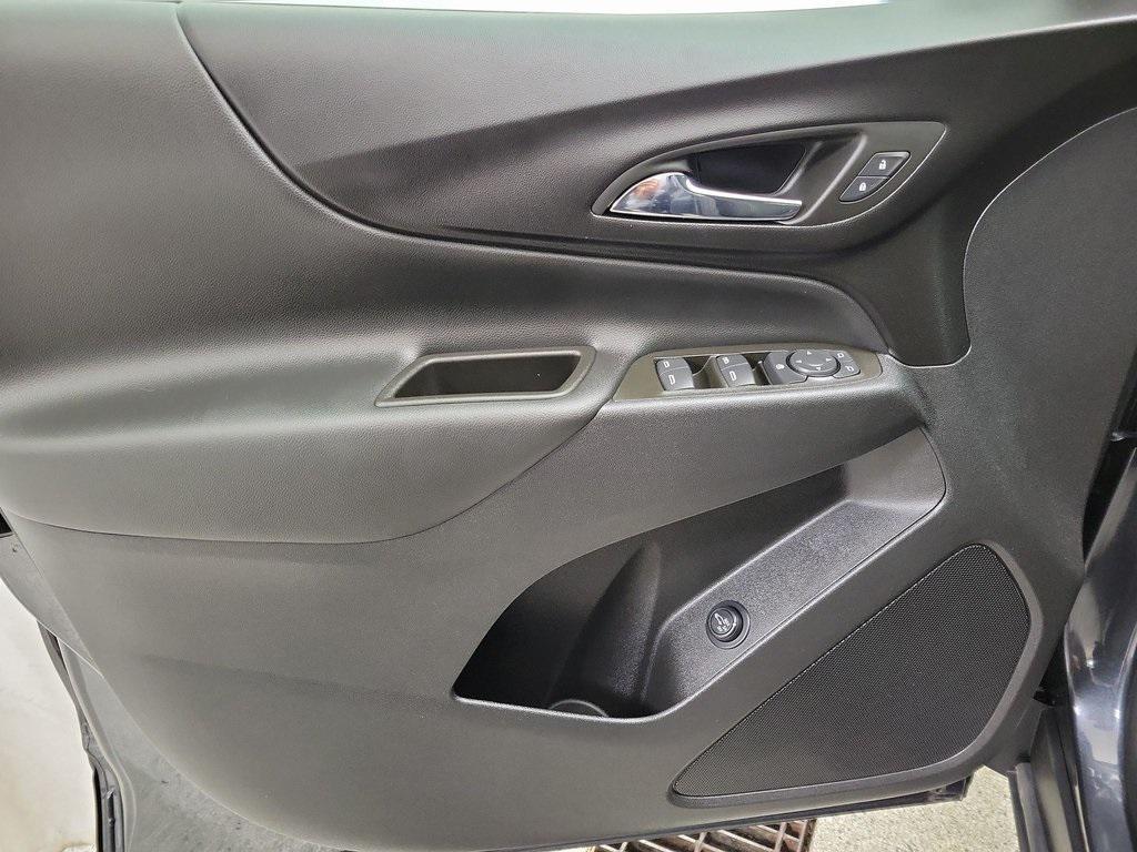 used 2023 Chevrolet Equinox car, priced at $26,999