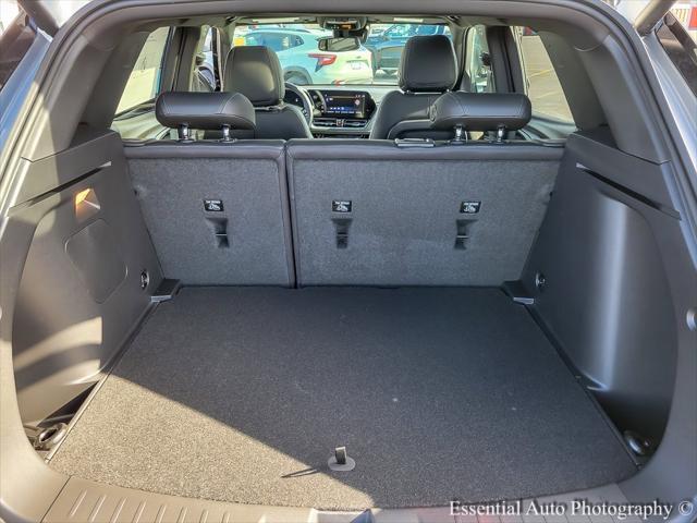 new 2025 Chevrolet TrailBlazer car, priced at $33,000