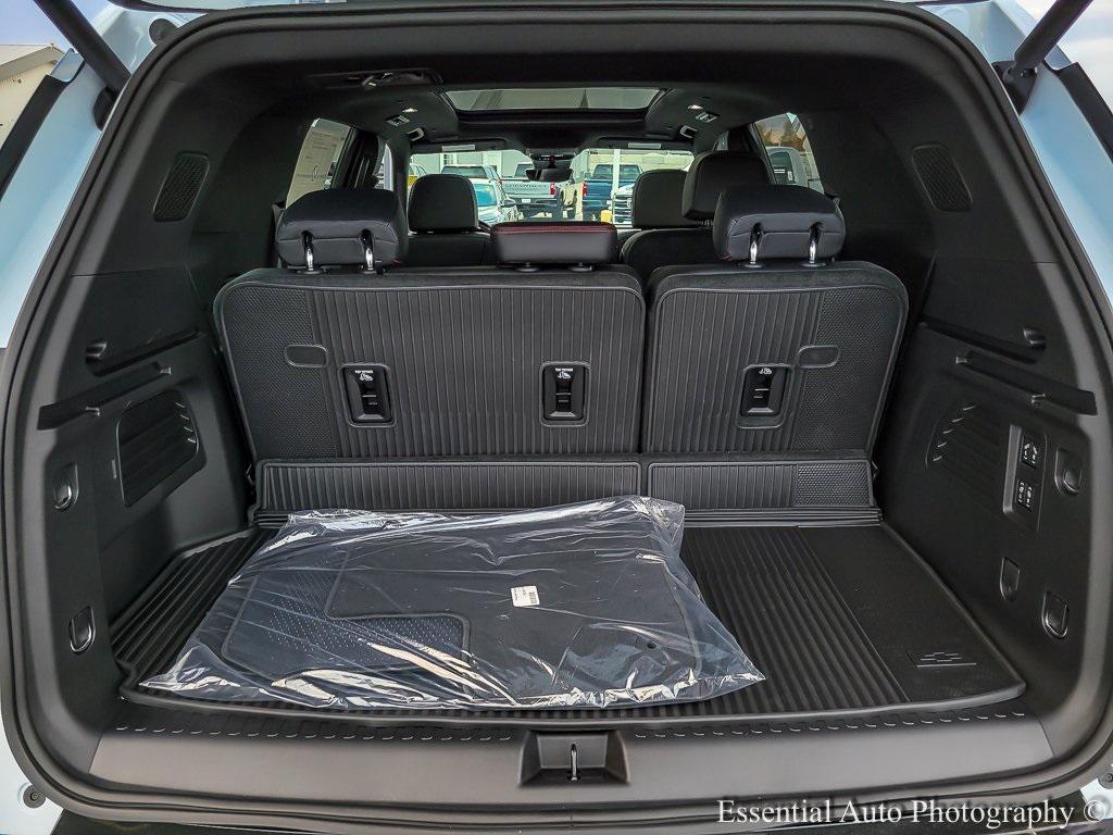 new 2026 Chevrolet Traverse car, priced at $60,500