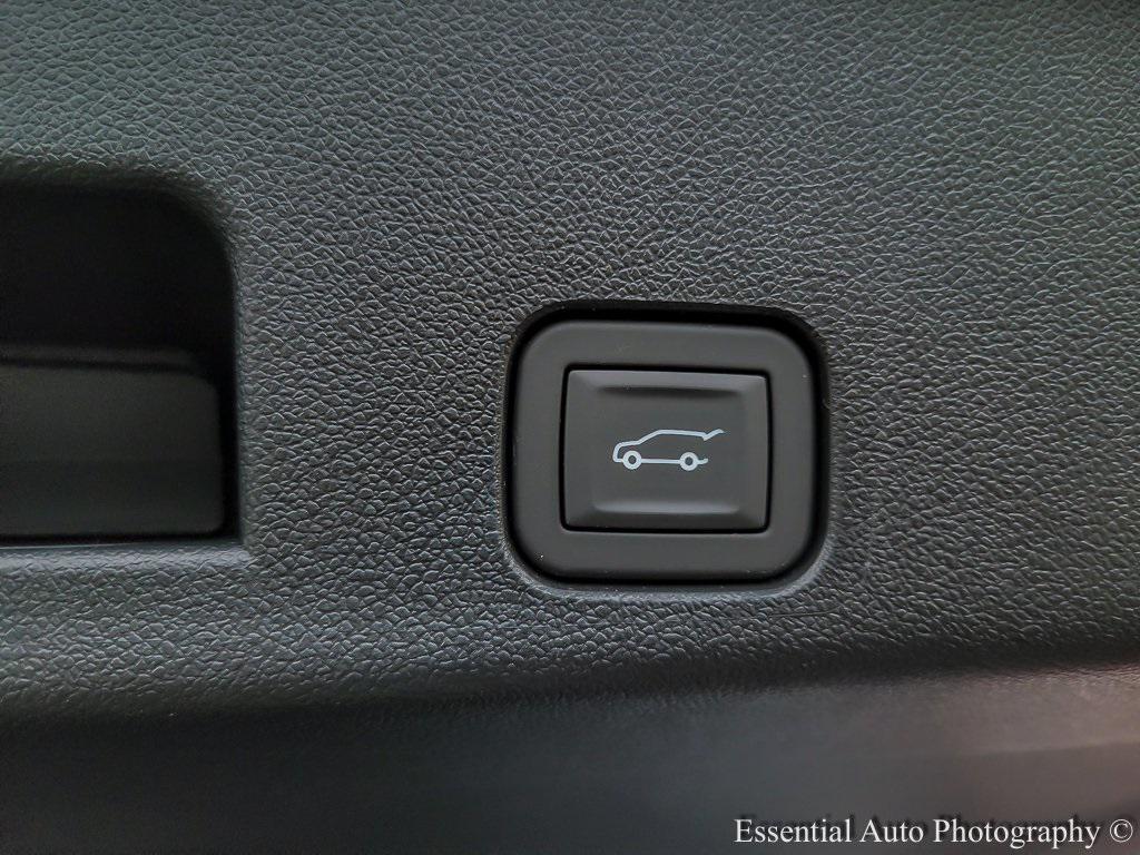 new 2026 Chevrolet Traverse car, priced at $60,500