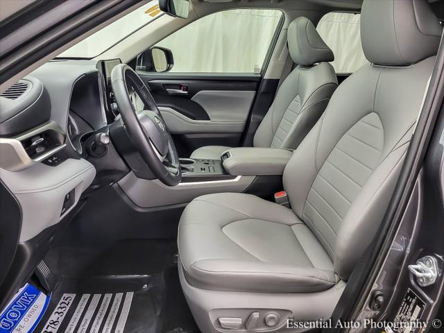 used 2023 Toyota Highlander car, priced at $41,799