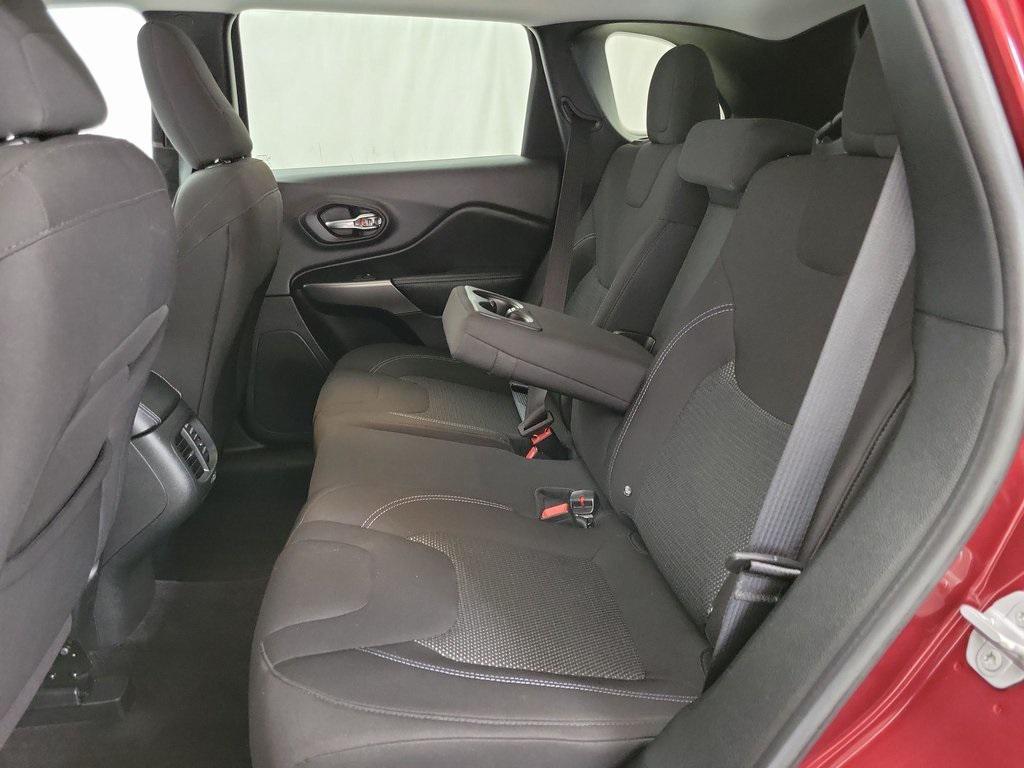 used 2019 Jeep Cherokee car, priced at $17,399
