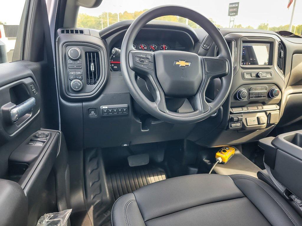 new 2025 Chevrolet Silverado 3500 car, priced at $69,343