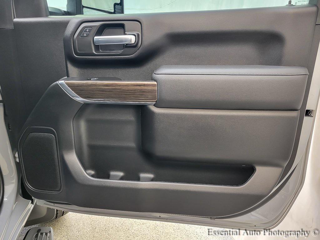 used 2024 Chevrolet Silverado 2500 car, priced at $56,999